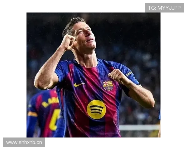 巴萨拟降薪续约莱万一年